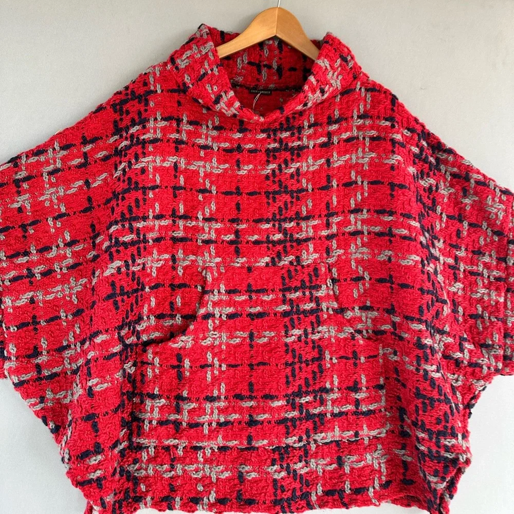 🎉 Coco carmen poncho cover up one size S,M,L - Picture 3 of 7